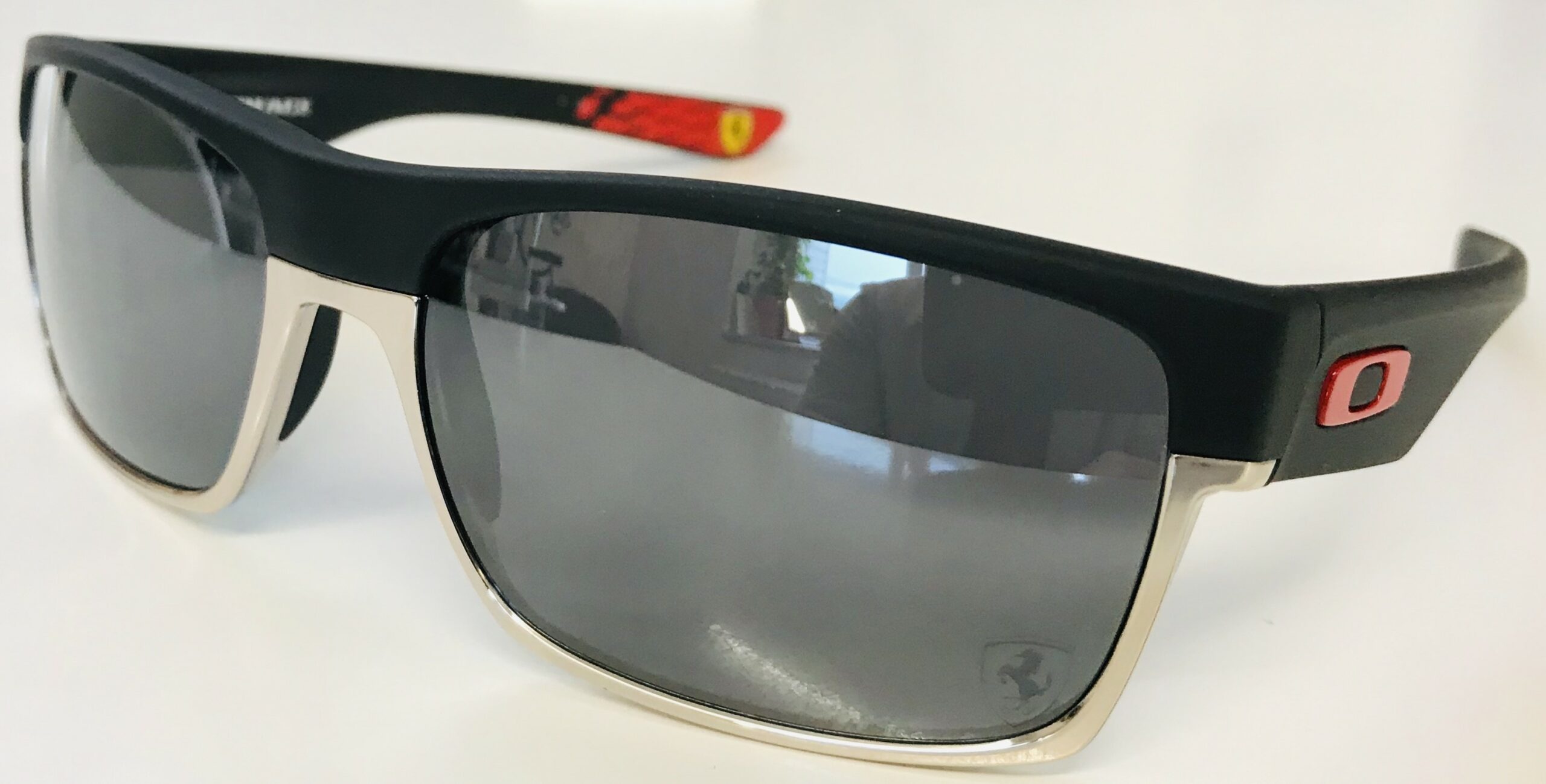 Gagnez votre paire de Lunettes Solaire de Grande Marques avec Optique Dussart