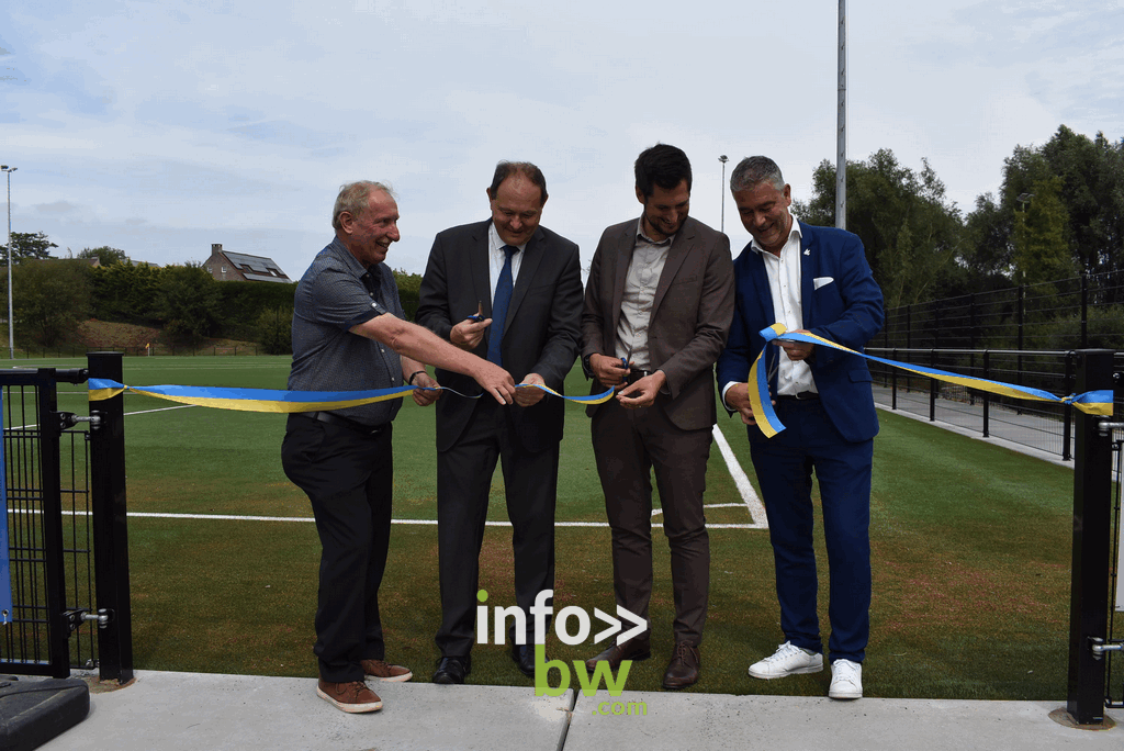 Inauguration du nouveau terrain synthétique à Ophain : un nouveau souffle pour le sport à Braine-l'Alleud