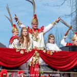 Le Carnaval de Martelange 2025 restera gravé dans les mémoires comme une édition exceptionnelle. Sous un soleil éclatant, la fête a rassemblé une foule enthousiaste, offrant à la ville un spectacle haut en couleurs et en émotions.